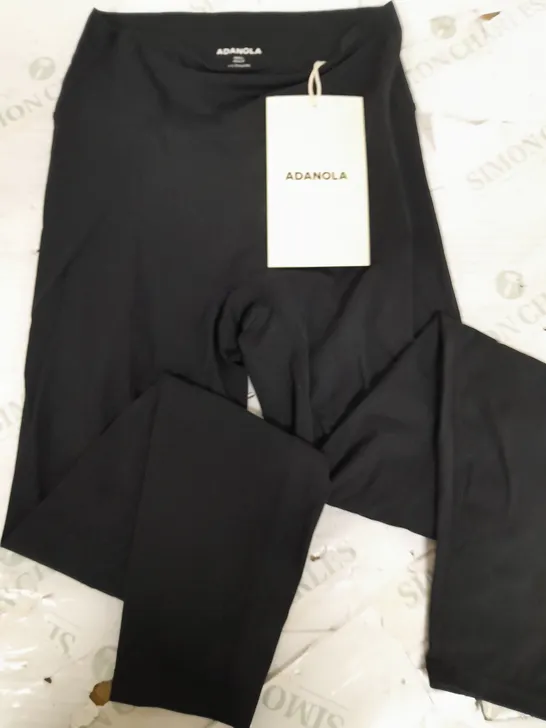 ADANOLA TRAINING LEGGINGS IN BLACK - SMALL