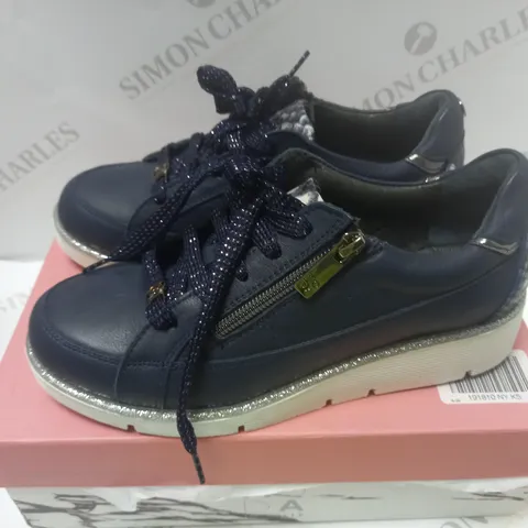 BOXED GENE NAVY LEATHER WEDGE TRAINERS WITH LACE AND ZIP 