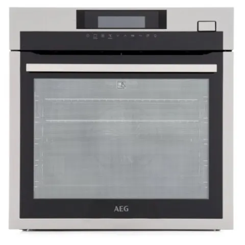 AEG 7000 SERIES INTEGRATED SINGLE OVEN WITH STEAMCRISP & PYROLYTIC CLEANING MODEL BSE774320M