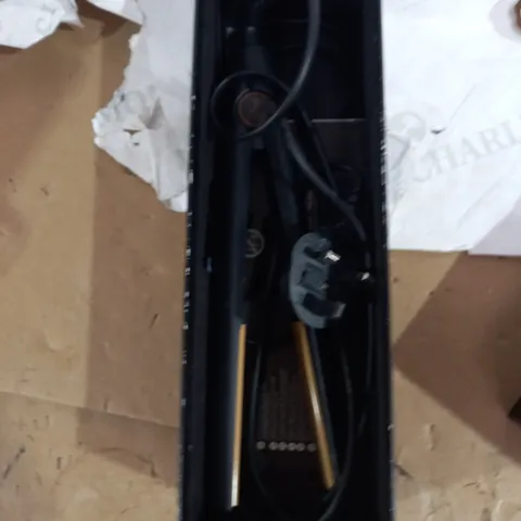 GHD HAIR STRAIGHTENERS