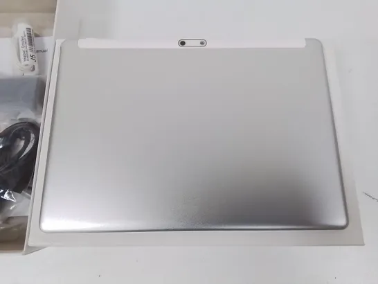 UNBRANDED WHITE ANDROID TABLET