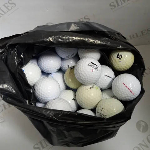 BAG OF APPROX 20 ASSORTED GOLF BALLS