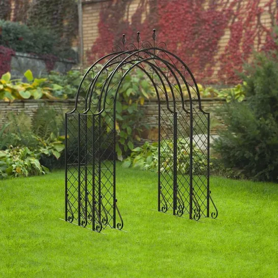 BOXED RAIFORD 182CM W ×53CM D METAL GARDEN ARCHES