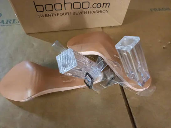 PAIR OF BOOHOO CLEAR BLOCK BARELY THERE HEELS IN NUDE - 3