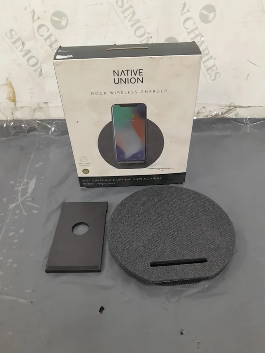 BOXED NATIVE UNION FAST CHARGING DOCK WIRELESS CHARGER 