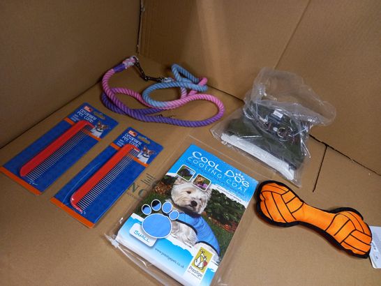 LOT OF APPROX 6 ASSORTED PET/DOG ITEMS TO INCLUDE: COOLING COAT, PET COMB, DOG TOY
