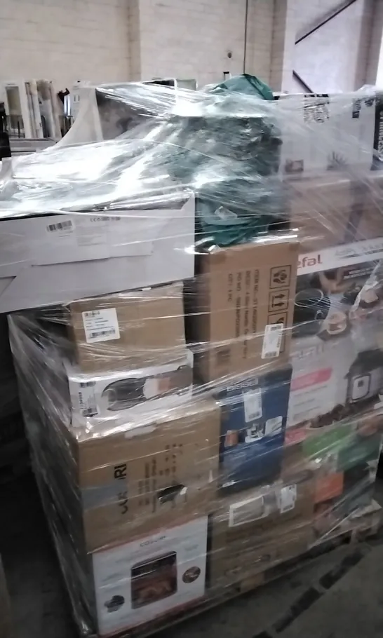 PALLET OF APPROXIMATELY 40 ASSORTED ELECTRICAL ITEMS 