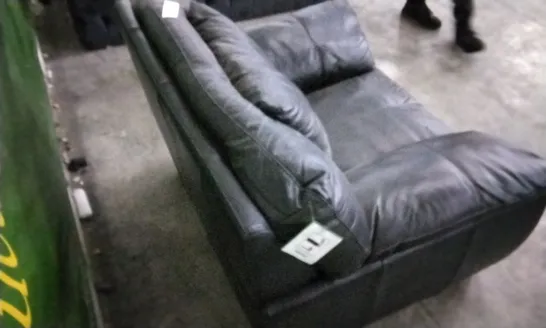 QUALITY BLACK LEATHER ARMCHAIR 