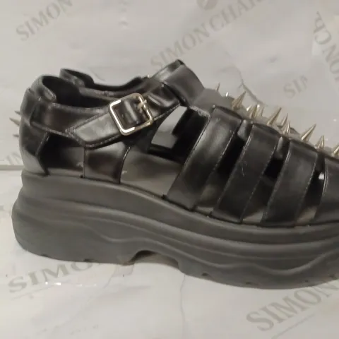 PAIR OF KOI DESIGNER VEGAN ENCLAVE MEN'S BLACK SPIKED CHUNKY SANDALS - SIZE 6