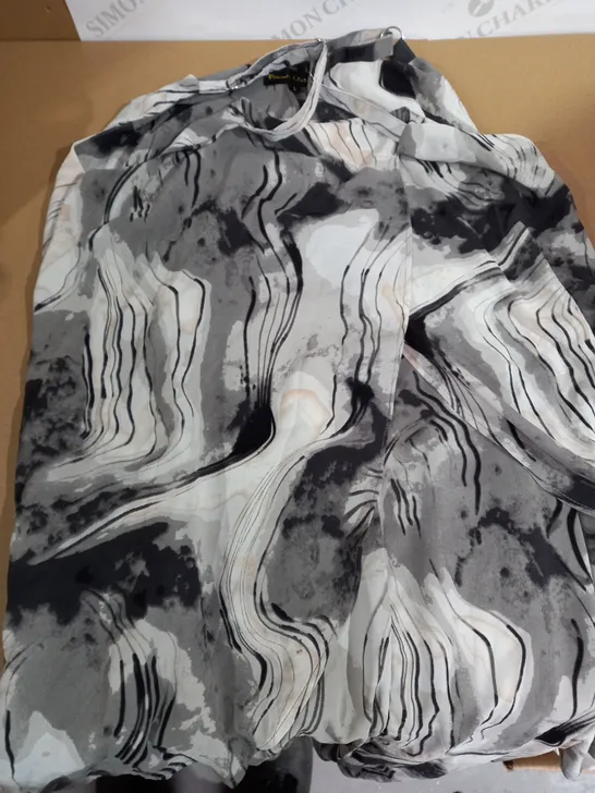 FRANK USHER SUN DRESS GREY ABSTRACT LARGE