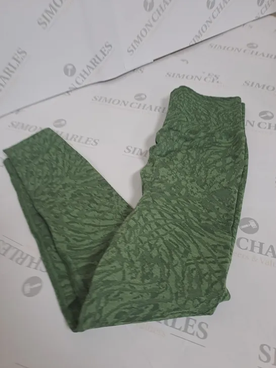 GYMSHARK GREEN PRINT STYLE GYM PANTS 