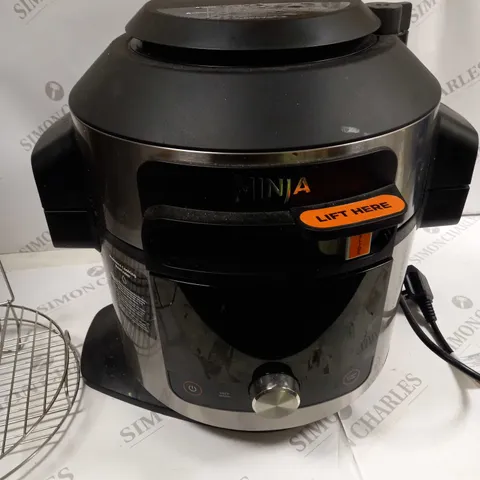 BOXED NINJA FOODI MAX SMARTLID 7.5L MULTI COOKER & AIR FRYER