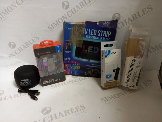 LOT OF APPROXIMATELY 20 ASSORTED ELECTRICAL ITEMS, TO INCLUDE SPEAKER, LED LIGHTS, HEADPHONES, ETC