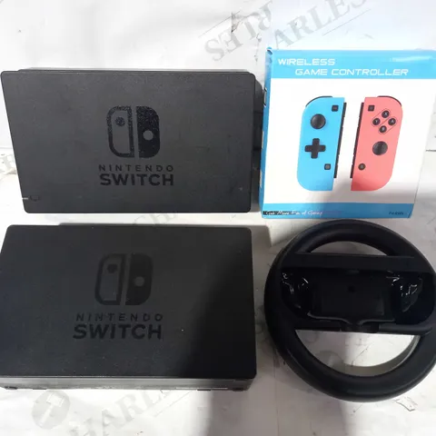 LOF OF ASSORTED GAMING ITEMS FOR NINTENDO SWITCH TO INCLUDE DOCK BASE, STEERING WHEEL, CONTROLLERS, ETC