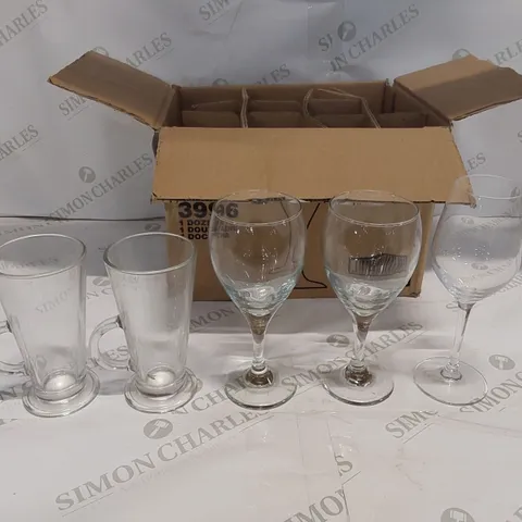 BOX OF 5x ASSORTED WINE/DRINKS GLASSES