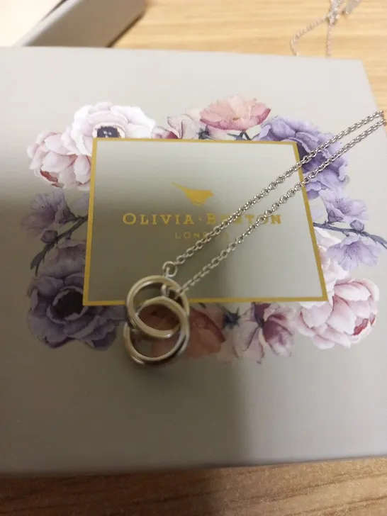 BOXED OLIVIA BURTON INTERLINK NECKLACE