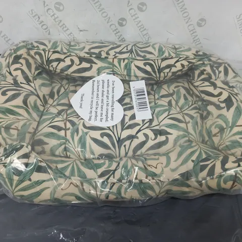 SEALED WILLOW BOUGH PRINT SQUARE PET BED - SMALL