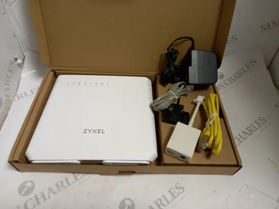 ZYXEL WIFI ROUTER - WHITE