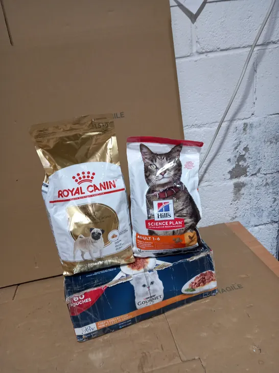 LOT OF 3 BAGS OF DOG AND CAT FOOD 