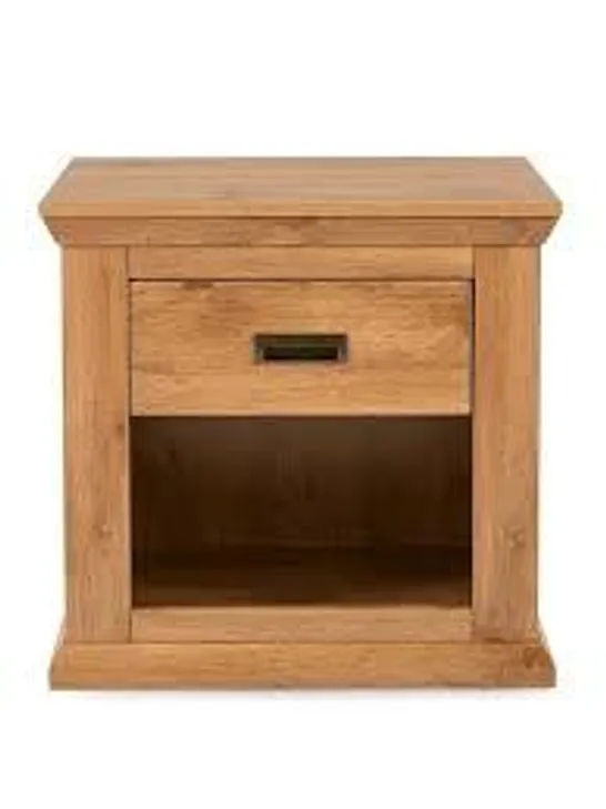 BOXED CLIFTON OAK EFFECT LAMP TABLE RRP £93