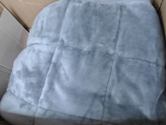 BELL & HOWELL WEIGHTED BLANKET IN GREY 10LBS