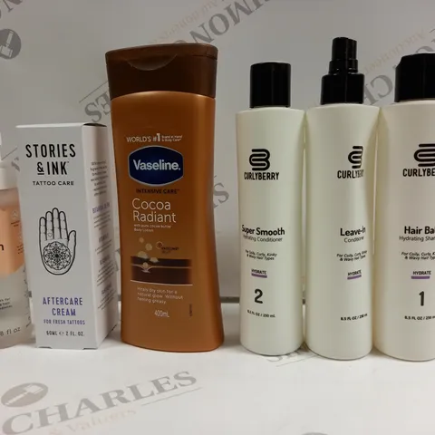 BOX OF APPROXIMATELY 20 ASSORTED COSMETICS TO INCLUDE VASELINE COCOA RADIANT, HAIR GROWTH SPRAY, CURLYBERRY SET ETC