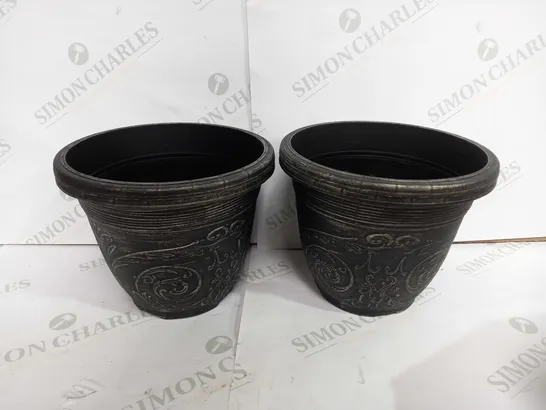 SET OF ALHAMBRA METALLIC PLANTERS  RRP £10