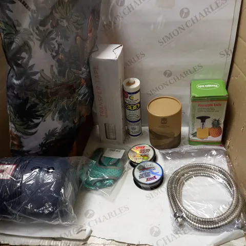 LOT OF ASSORTED HOUSEHOLD ITEMS TO INCLUDE KITCHEN APPLIANCES, PILLOWS AND TRANSFER TAPE