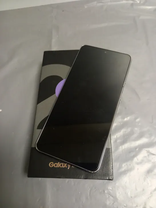 BOXED SAMSUNG GALAXY S21 5G IN PHANTOM VIOLET 128GB