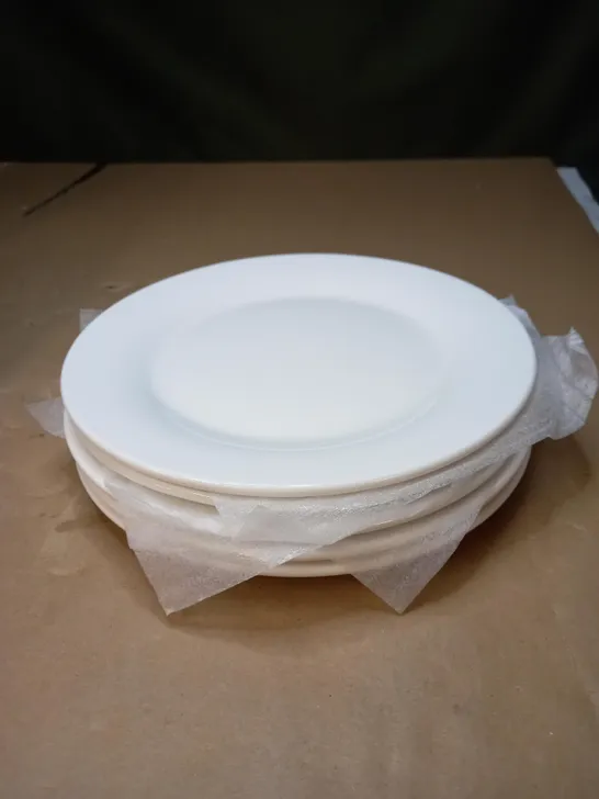 LOT OF APPROX. 40 TRADEDIRECT 23CM DIAMETER WHITE ENAMEL DINNER PLATES (8 BOXES OF 5)