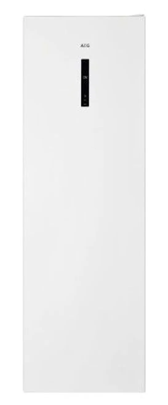 AEG RKB638E2MW 186CM FREESTANDING FRIDGE