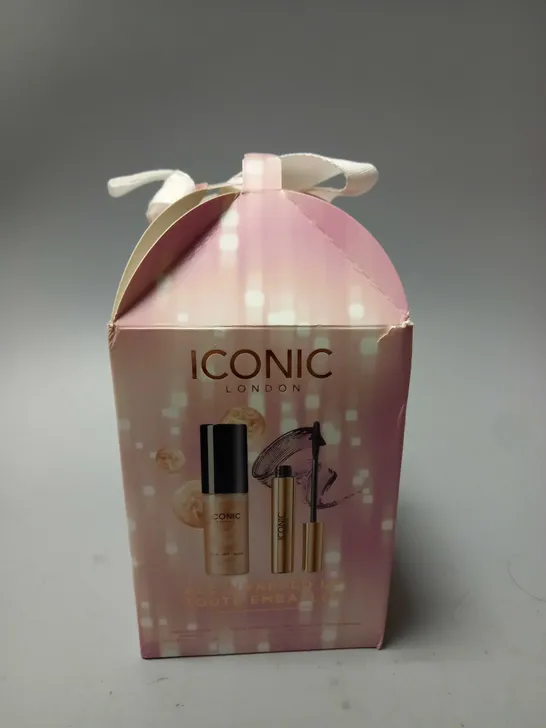 BOXED ICONIC LONDON ALL WRAPPED UP MAKE UP SET  RRP £22