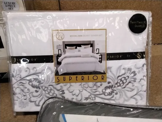 MIXED LOT OF NEW SEALED FITTED SHEETS, DUVET COVERS IN VARIOUS SIZES COLOURS AND DESIGNS