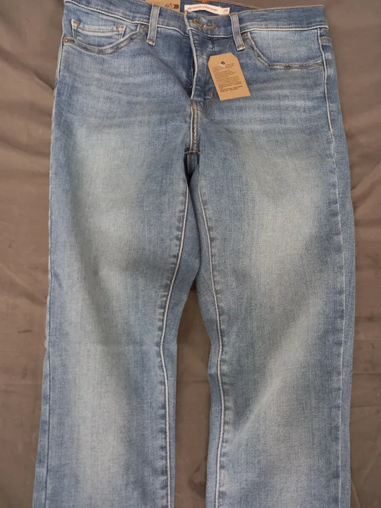 LEVI'S 310 SHAPING STRAIGHT SUPER SKINNY JEANS IN BLUE SIZE 28/30