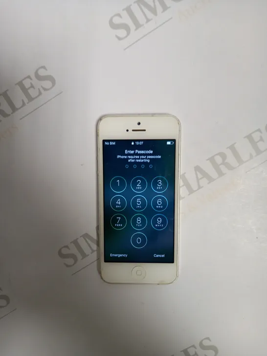 APPLE IPHONE 5 (A1429) 