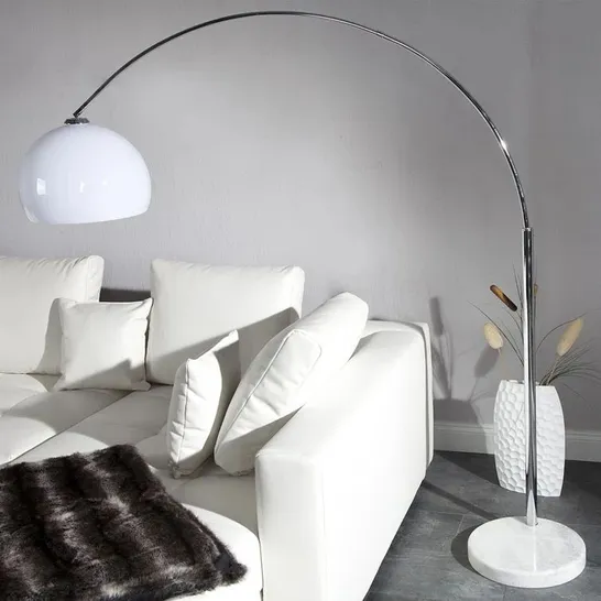 BOXED DESIGNER RIHANNE PENDANT LIGHT