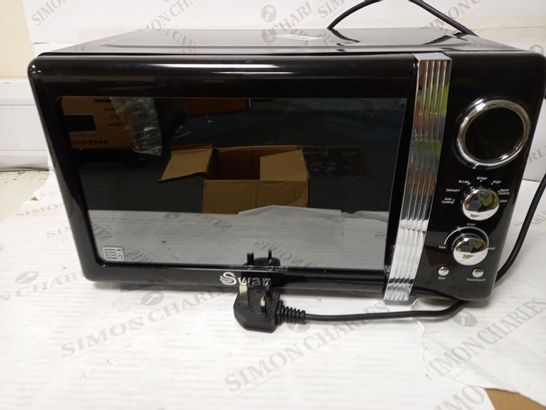 SWAN RETRO BLACK MICROWAVE