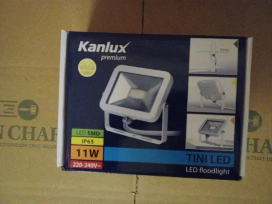 BRAND NEW KANLUX TINI LED FLOODLIGHT 11W-WW-W WHITE