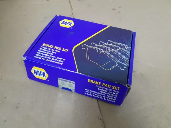 NAPA BRAKE PAD SET NBP1652