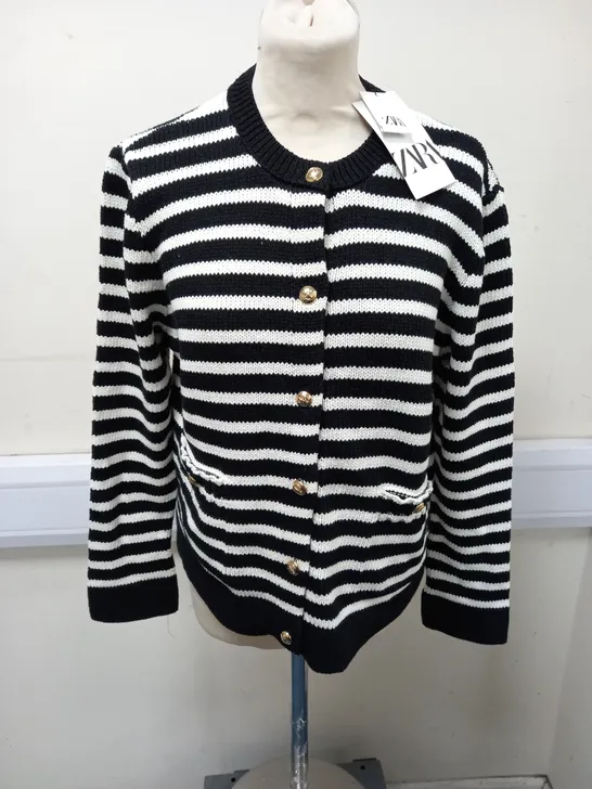 ZARA STRIPED BUTTON THOUGH CARDIGAN - l