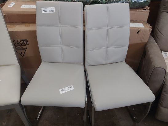 PAIR OF DESIGNER GREY PU UPHOLSTERED DINING CHAIRS 