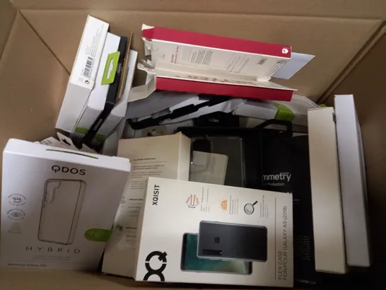 BOX OF APPROX 25 ASSORTED PHONE ITEMS TO INCLUDE - QDOS SAMSUNG GALAXY S23 - XQISIT SAMSUNG GALAXY S20+ - OTTER SAMSUNG GALAXY S20 ULTRA ETC