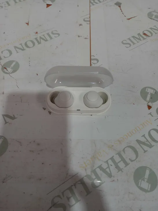 SONY EARBUDS - WHITE 