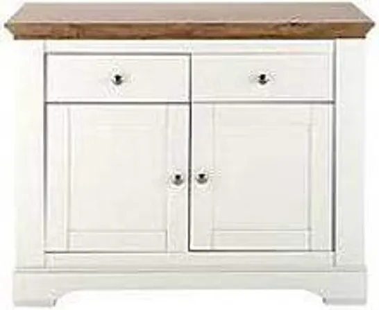 BOXED WILTSHIRE CREAM/OAK EFFECT COMPACT SIDEBOARD (1 BOX)