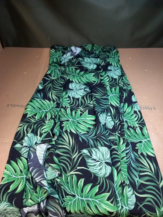 PLUS TROPICAL PRINT STRAPPY SPLIT MAXI DRESS SIZE 16