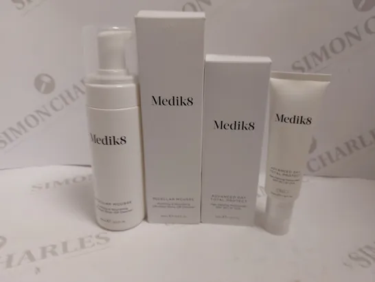 BOX OF 2 MEDIK8 ITEMS TO INCLUDE MICELLAR MOUSSE AND AGE DEFYING MOISTURISER