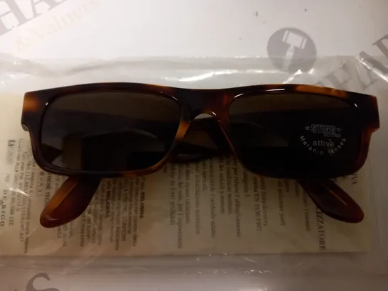 APPROXIMATELY 10 DIERRE STING SUNGLASSES - BOXED