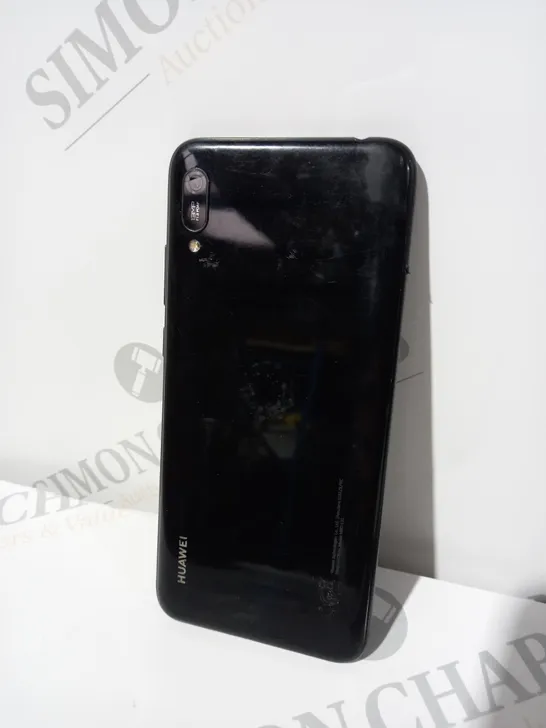 HUAWEI Y6 MOBILE PHONE IN BLACK