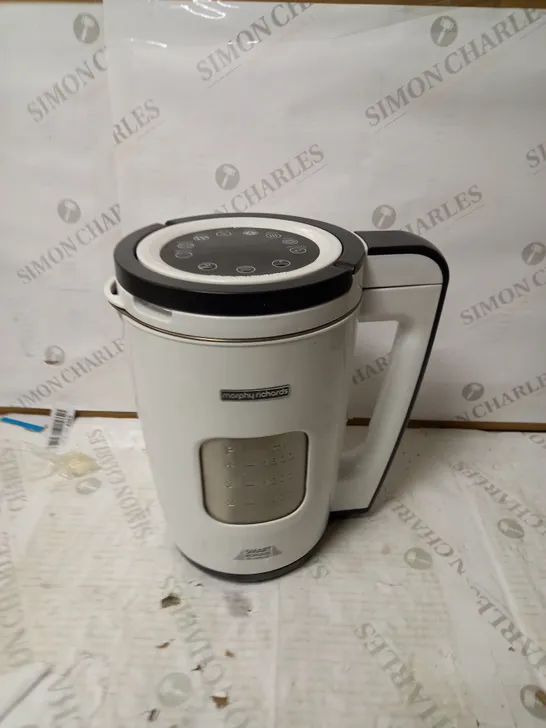 MORPHY RICHARDS TOTAL CONTROL SOUP MAKER