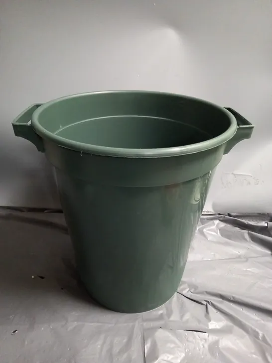 10 GREEN SMALL STORAGE/WASTE BINS